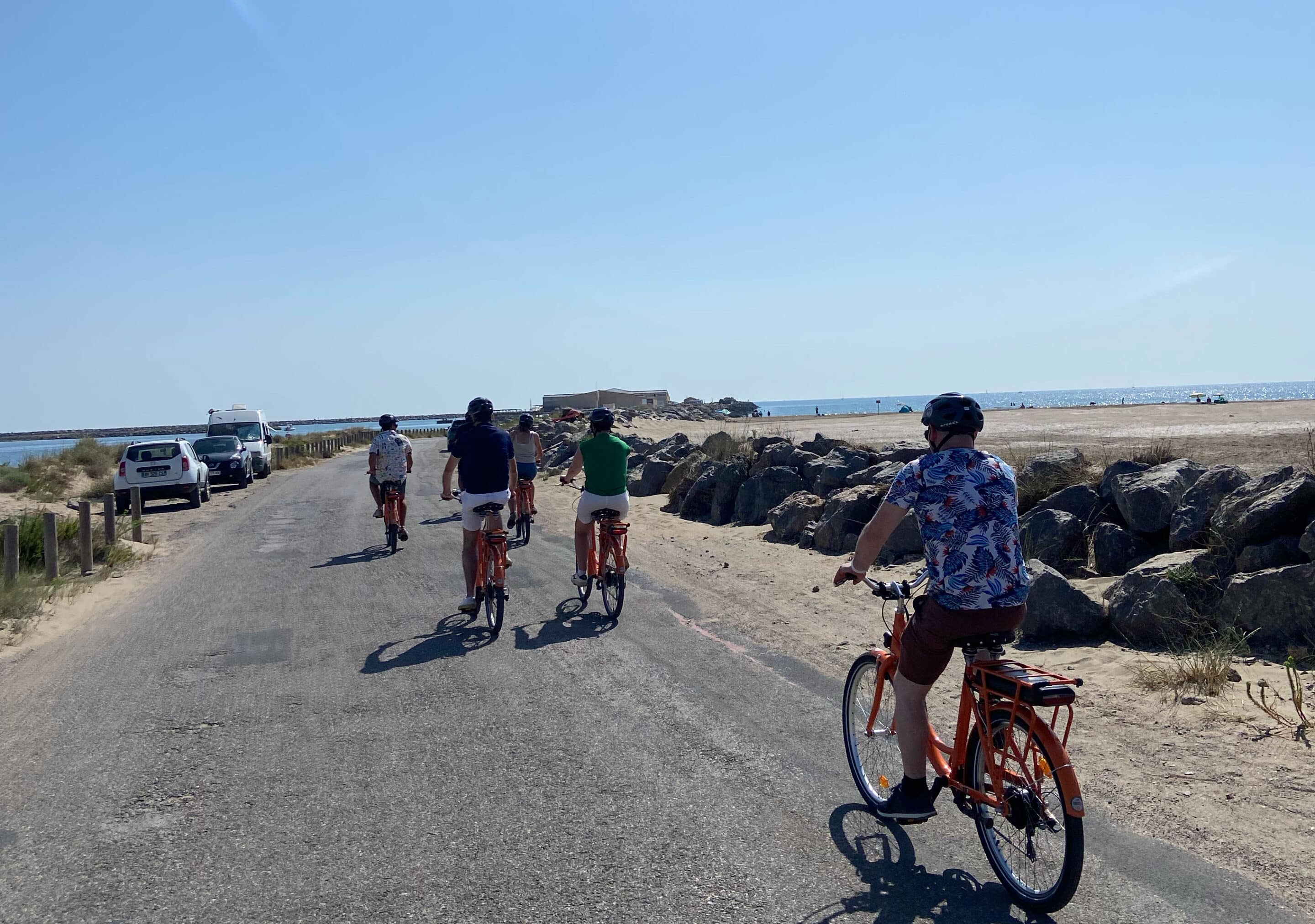 visiter saint pierre la mer en louant votre vélo avec Trottup
